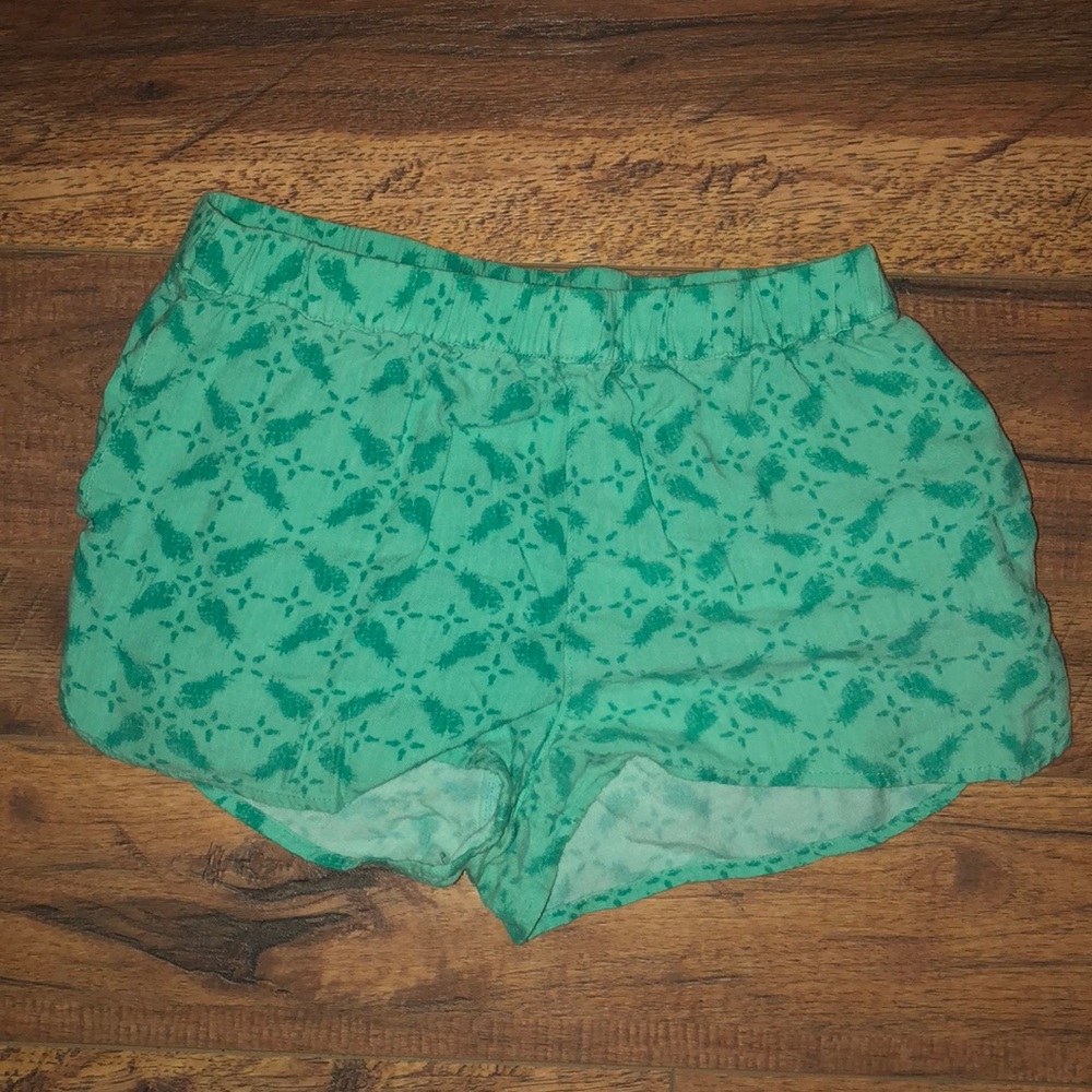 Summer shorts—super cute!